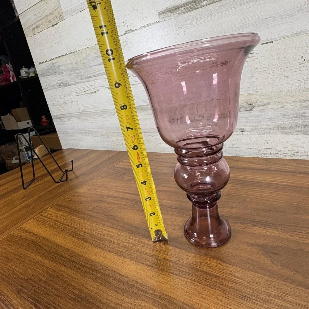 Morgantown Amethyst Crystal Glass Pedestal Flower Vase‎ Vintage 10